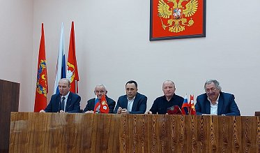 Визит в избирательный округ